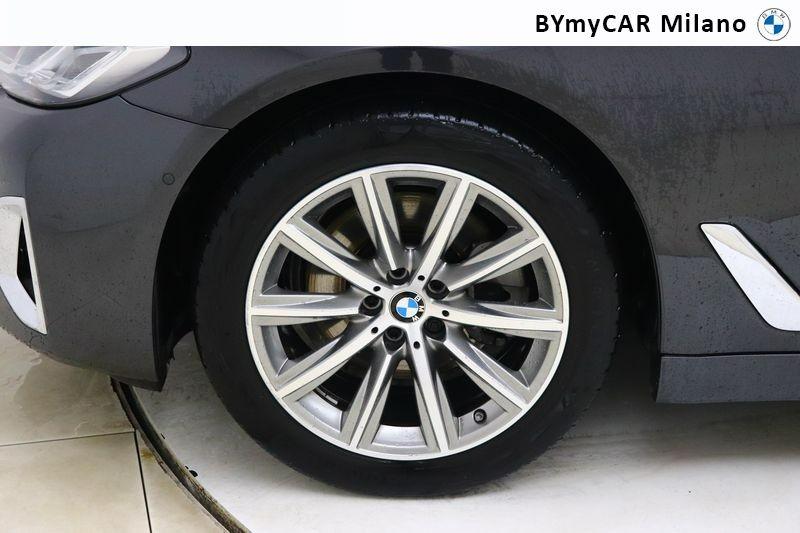 BMW Serie 5 520d Touring mhev 48V xdrive Luxury auto