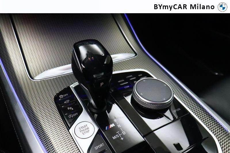 BMW X5 M X5 M50i auto
