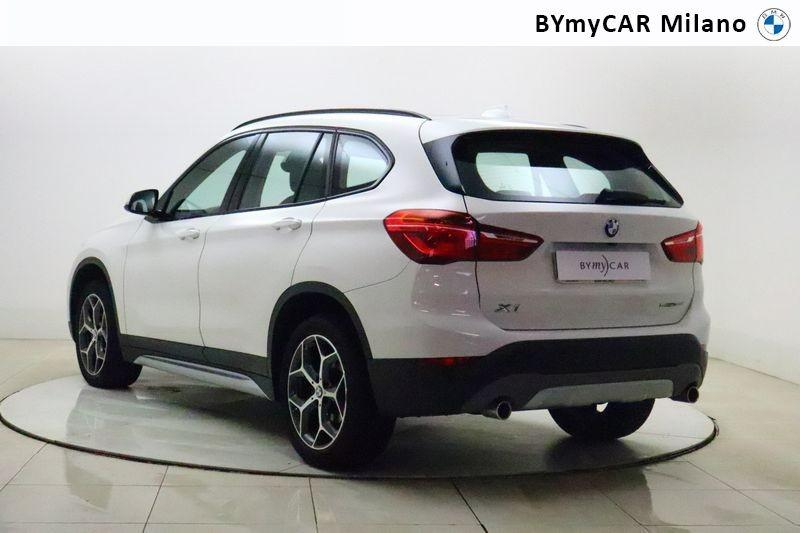 BMW X1 sdrive18d xLine auto my18