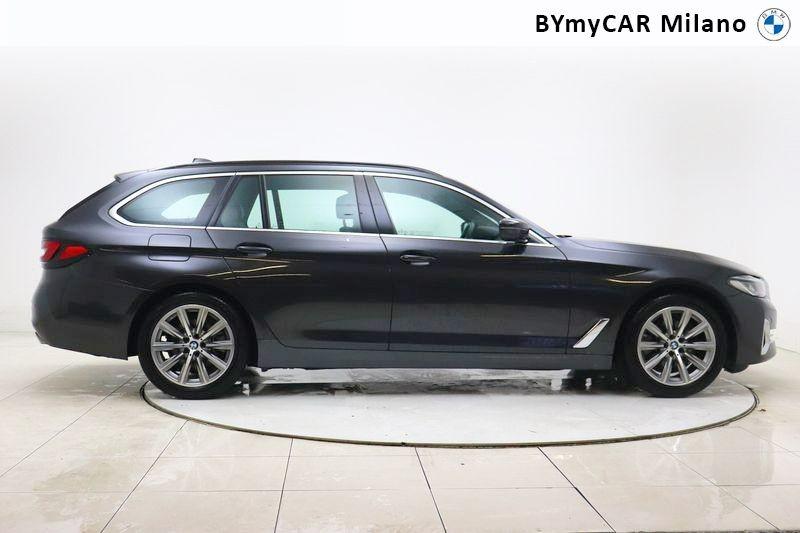 BMW Serie 5 520d Touring mhev 48V xdrive Luxury auto