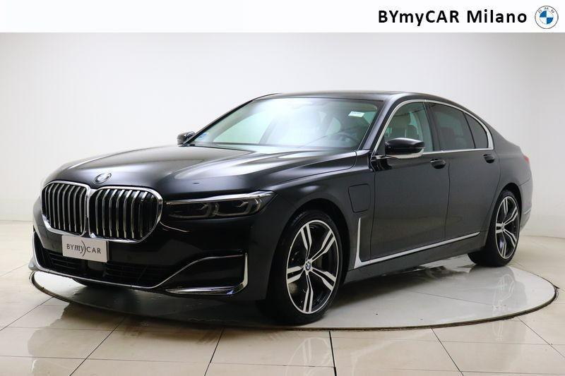 BMW Serie 7 745e auto