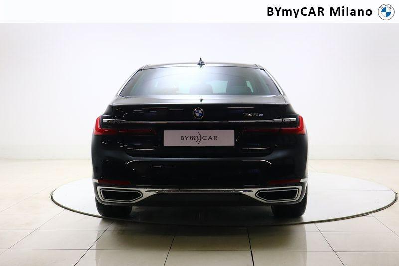 BMW Serie 7 745e auto